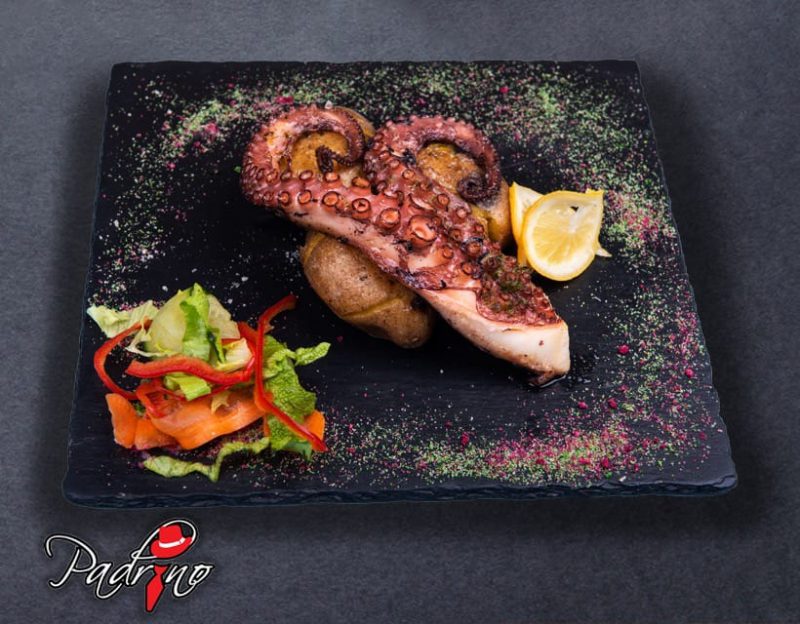 Caracatita la grill