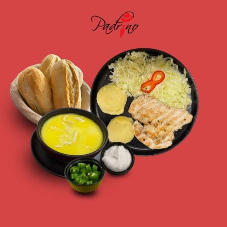 Ciorba de burta Piept de pui cu piure de cartofi salata de varza